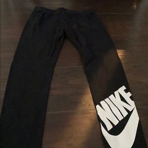 Black nike leggings
